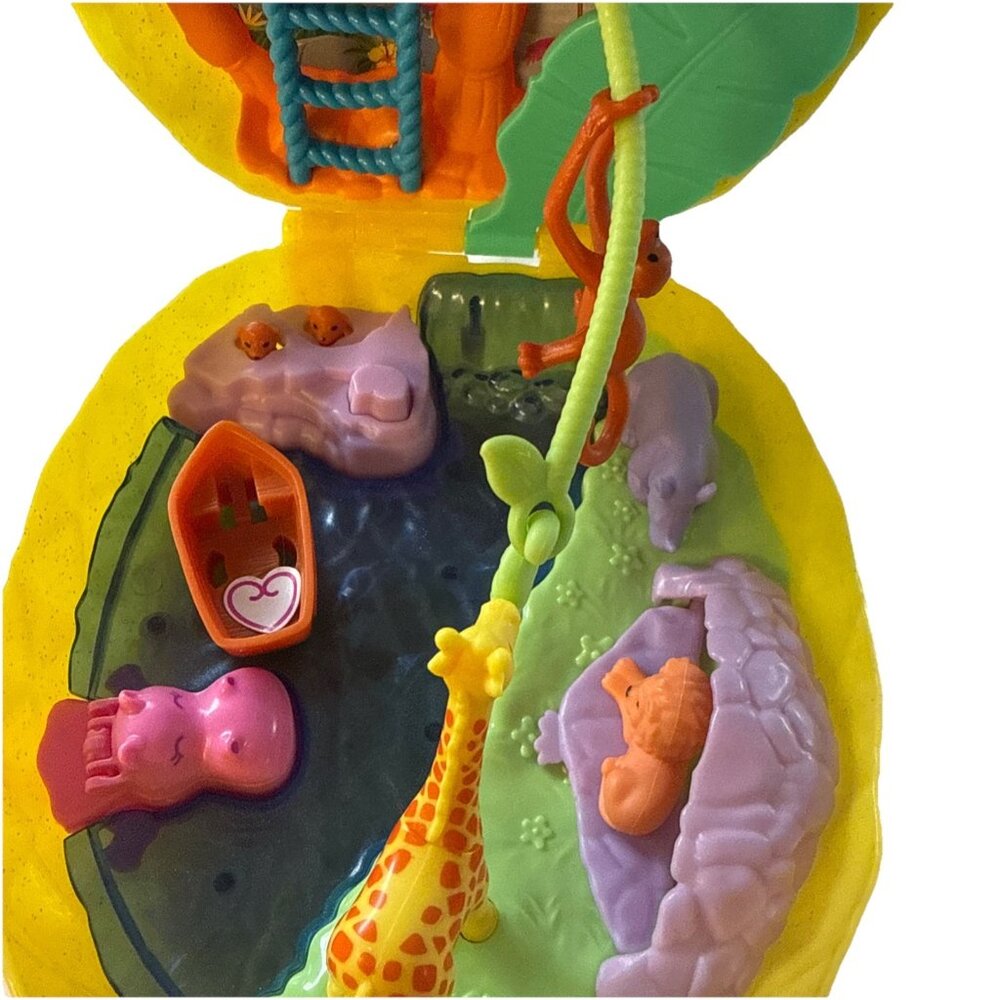 Mattel Polly Pocket Tropicool Pineapple Wearable Purse Compact 2020 - Picture 4 of 10
